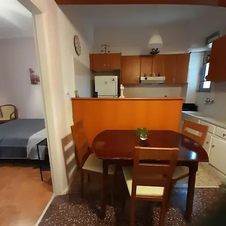 Apartment Eleni's House Near To Thisio *